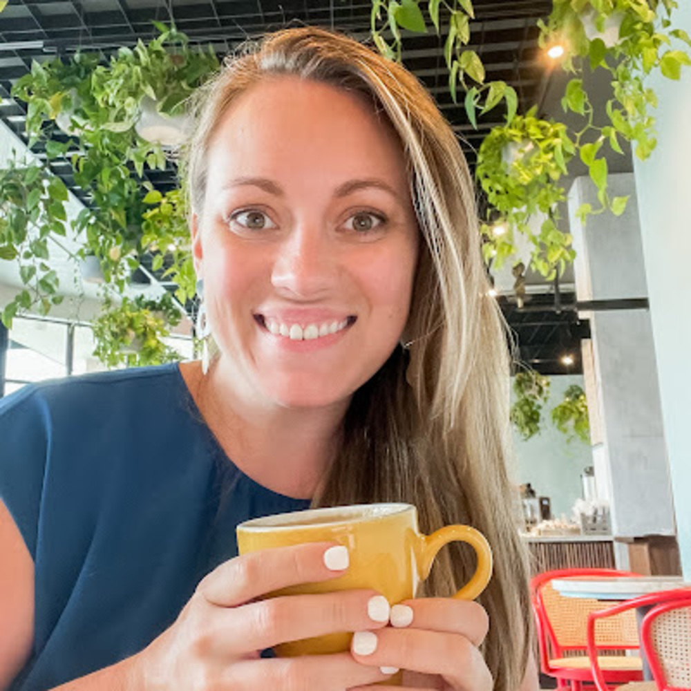 Meet your Posher, Nicole